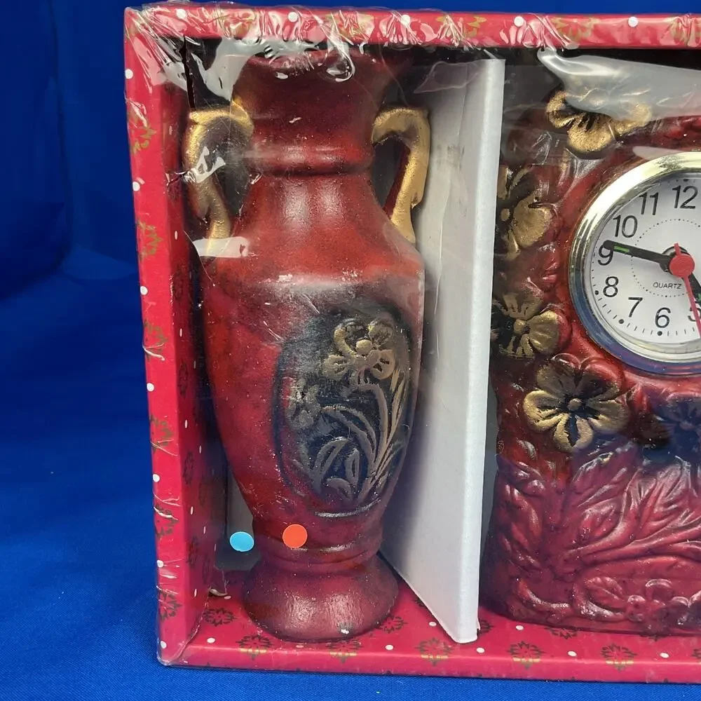 Vintage Red Floral Quartz Mantel Clock Matching Vases 3pc Gift Set New Sealed